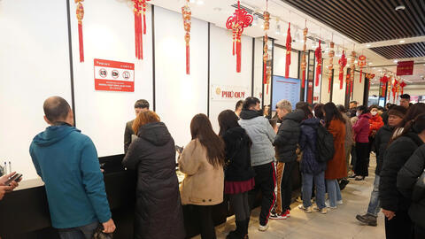 Giá bạc lập đỉnh lịch sử, nhà đầu tư cần làm gì?