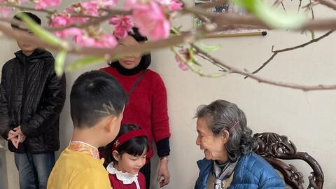 Tết Việt bền bỉ cùng lịch sử dân tộc