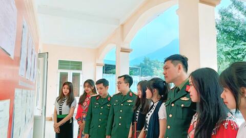 LLVT Thanh Hóa về bản làng tuyên truyền ngày hội non sông