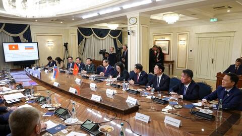 Thủ tướng Phạm Minh Chính hội kiến Chủ tịch Hội đồng Liên bang Nga Valentina Matviyenko