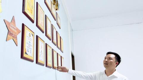 Người trẻ xứ Thanh và giấc mơ robot AI ‘nói tiếng đồng bào’