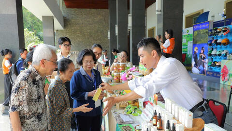 Hàng Việt Nam chất lượng cao: 30 năm kiến tạo niềm tin và nâng chuẩn hàng Việt