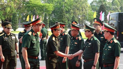 Đối thoại chính sách quốc phòng Việt Nam - Lào lần thứ 6