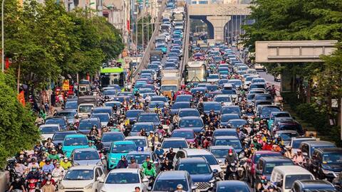 An toàn giao thông: Thực hiện đồng bộ, quyết liệt giải pháp hạn chế ùn tắc giao thông