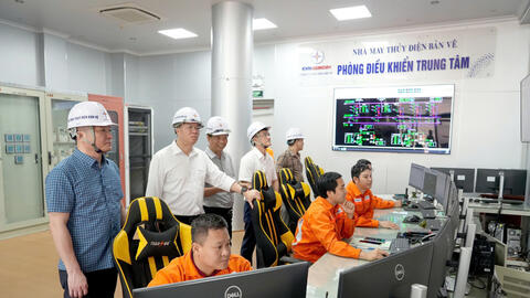Hành trình 15 năm ổn định dòng điện và lan toả trách nhiệm cộng đồng