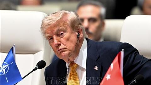 Tổng thống Donald Trump tuyên bố muốn Mỹ ở lại NATO