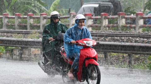 Thời tiết hôm nay (17-7): Miền Bắc có mưa vừa, mưa to và dông
