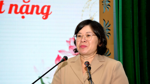 TP Hồ Chí Minh: Xúc động trao ảnh liệt sĩ phục dựng tặng thân nhân liệt sĩ