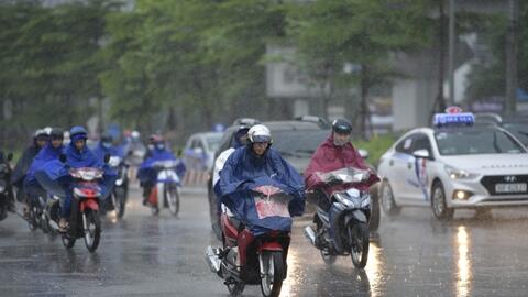 Thời tiết hôm nay (28-7): Nhiều khu vực trên cả nước có mưa lớn