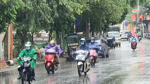 Thời tiết hôm nay (26-8): Áp thấp nhiệt đới trên Biển Đông (suy yếu từ bão số 4)