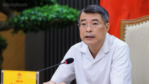 Thủ tướng: Cắt giảm tối đa các khâu trung gian, giảm chi phí, bảo đảm đủ xăng dầu trong mọi tình huống