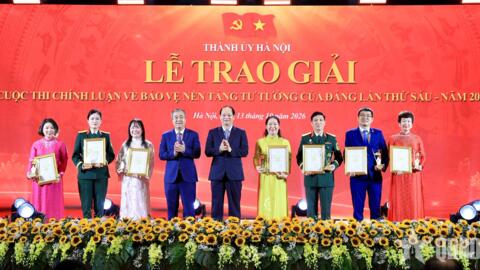Thành ủy Hà Nội trao 126 giải thưởng Cuộc thi chính luận bảo vệ nền tảng tư tưởng của Đảng năm 2026
