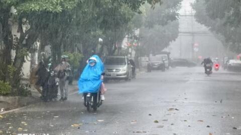 Thời tiết hôm nay (21-10): Bắc Bộ mưa rào rải rác, có nơi có dông