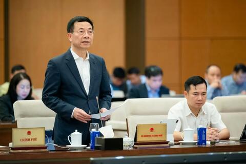 <a href="/cong-nghe" title="Công nghệ" rel="dofollow">Công nghệ</a>