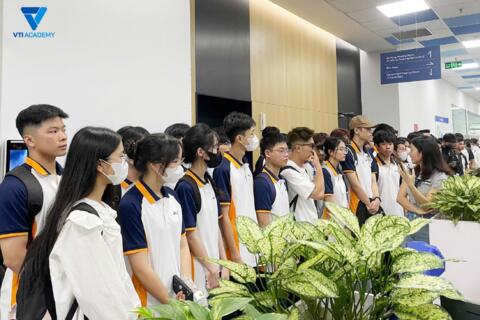<a href="/cong-nghe" title="Công nghệ" rel="dofollow">Công nghệ</a>
