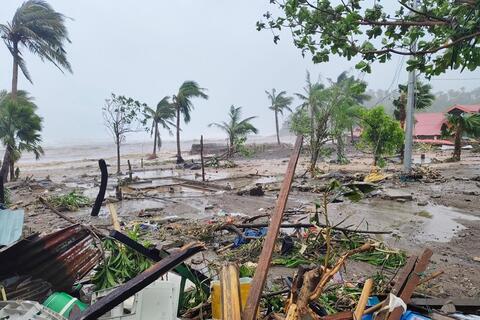 <a href="/trai-dat-xanh" title="Trái đất xanh" rel="dofollow">Trái đất xanh</a>