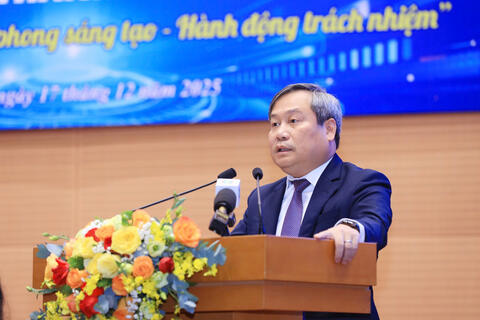 <a href="/cong-nghe" title="Công nghệ" rel="dofollow">Công nghệ</a>