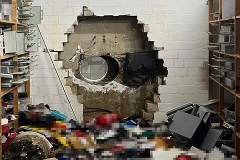 <a href="/the-gioi" title="Thế giới" rel="dofollow">Thế giới</a>