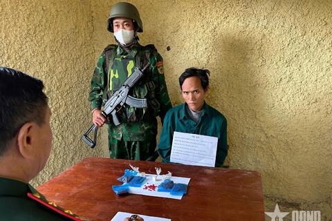 <a href="/mang-xa-hoi" title="Mạng - Xã hội" rel="dofollow">Mạng - Xã hội</a>