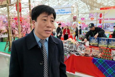 <a href="/mang-xa-hoi" title="Mạng - Xã hội" rel="dofollow">Mạng - Xã hội</a>