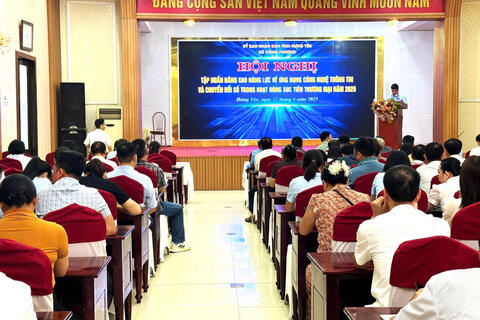 <a href="/mang-xa-hoi" title="Mạng - Xã hội" rel="dofollow">Mạng - Xã hội</a>