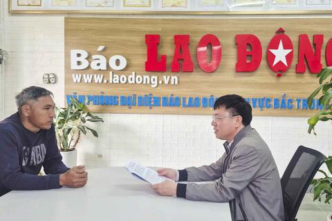 <a href="/mang-xa-hoi" title="Mạng - Xã hội" rel="dofollow">Mạng - Xã hội</a>