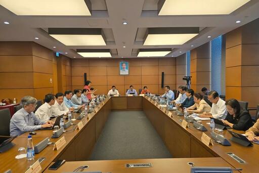 Giá thuê, mua nhà ở xã hội: Không thể để chủ đầu tư 'tự tung tự tác'