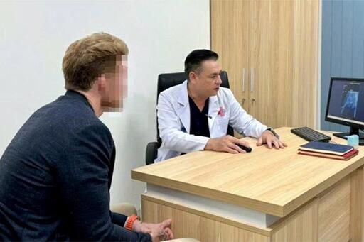 Trong 3 năm, bệnh viện ở TPHCM thực hiện hơn 1.000 ca phẫu thuật cho người bệnh quốc tế