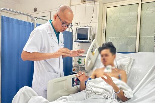 Bệnh viện Hữu nghị Việt Đức: Cứu sống thanh niên bị thanh sắt 3m đâm xuyên qua mặt