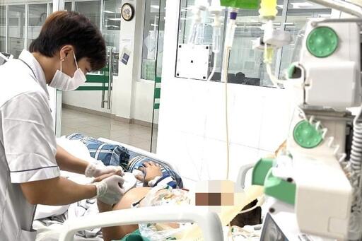 Cứu sống bệnh nhân nguy kịch do nấm Aspergillus tấn công phổi sau cúm A