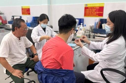 Số ca tiêm vaccine phòng dại tăng đột biến đầu năm