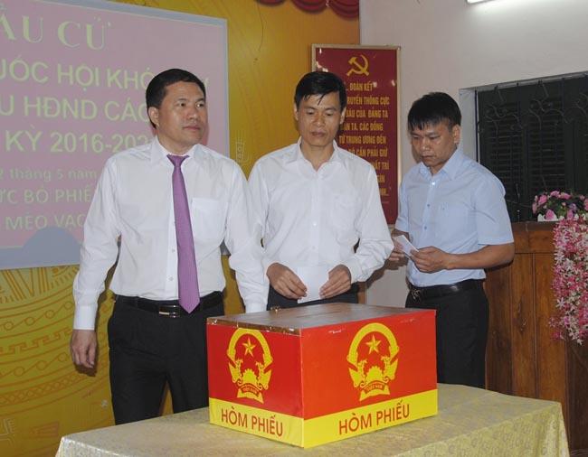 Vi sao Truong Ban Noi chinh Ha Giang Sung Minh Sinh bi cach chuc?-Hinh-4