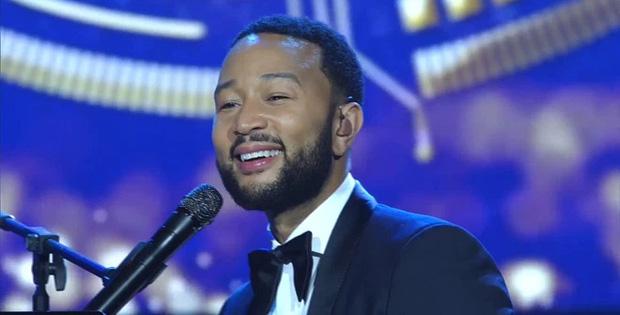 Huyền thoại John Legend được tỷ phú Phạm Nhật Vượng mời sang VN diễn đẳng cấp ra sao? - Ảnh 1.