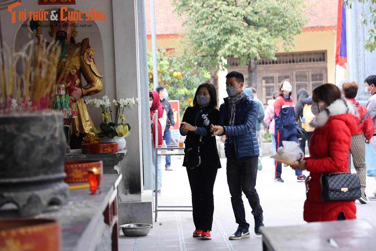 Chùa Hương đìu hiu dịp Tết Nguyên đán, thuyền bè 'đắp chiếu' không khách - 11