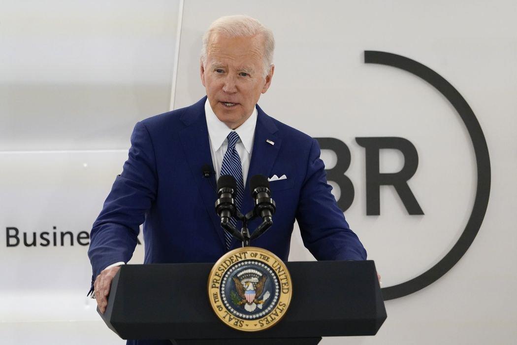 Tổng thống Biden chuẩn bị công bố biện pháp trừng phạt nhằm vào hơn 300 nhà lập pháp Nga. Ảnh: AP.