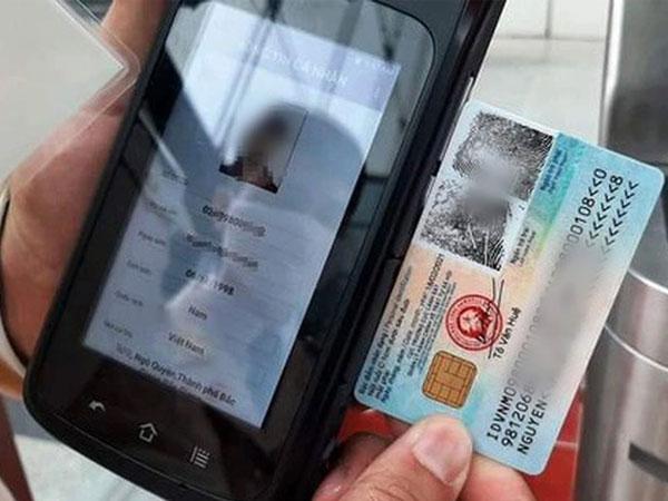 Thí điểm rút tiền mặt tại các cây ATM bằng thẻ CCCD gắn chip điện tử: Vậy thực hiện thế nào? Bộ Công an thí điểm rút tiền mặt tại cây ATM bằng thẻ CCCD gắn chip (Ảnh minh họa).