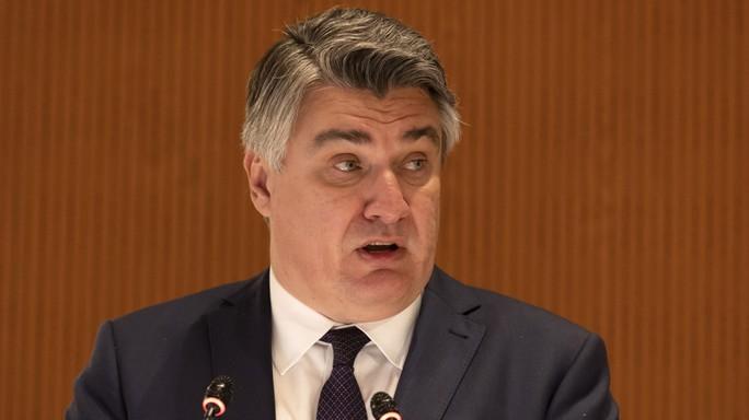 Lãnh đạo quốc gia EU nói điều bất ngờ về các lệnh trừng phạt Nga - Ảnh 1. Tổng thống Croatia Zoran Milanovic. Ảnh: AP.