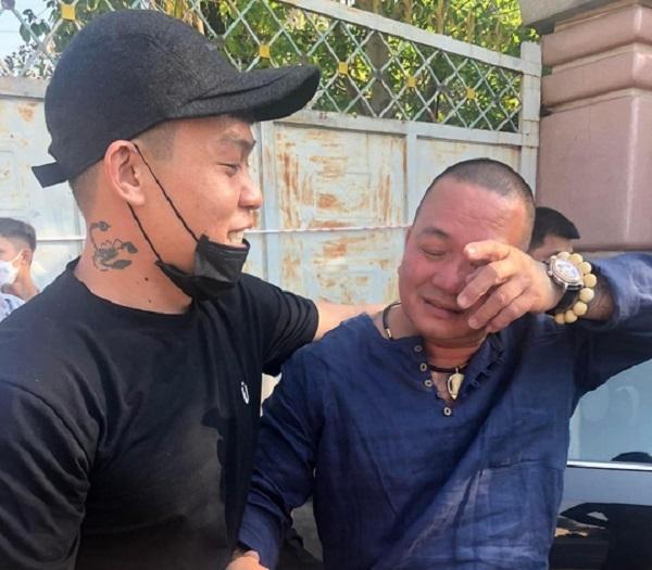Hai Banh tuyen bo: