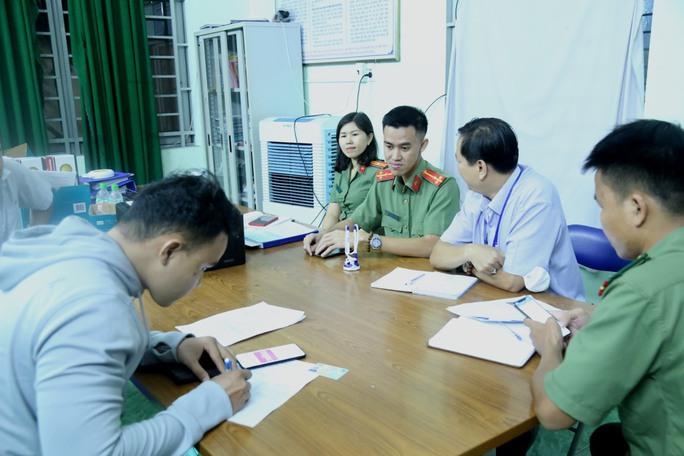 Bình Dương: Công an làm việc với chủ tài khoản Hiếu Nguyễn - Ảnh 1.