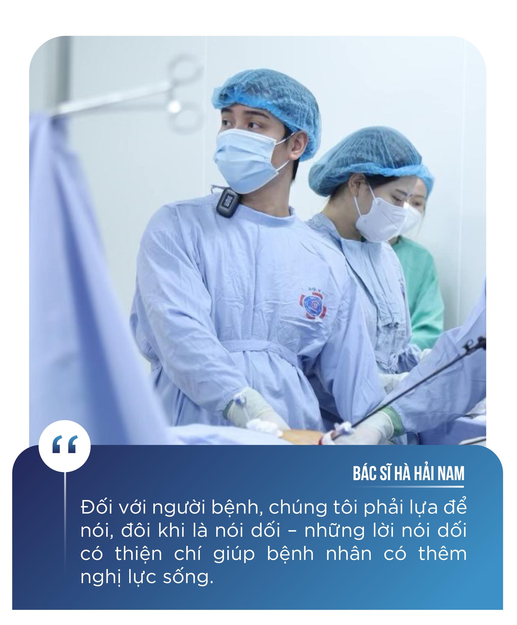 Đằng sau những ca mổ cân não của bác sĩ ung thư: Vừa chữa bệnh, vừa điều trị tâm lý, cứu bệnh nhân khỏi lằn ranh sống – chết - Ảnh 4.