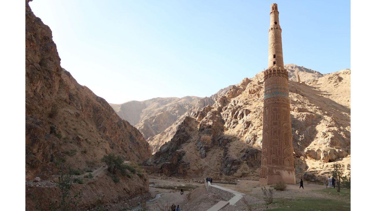 Lấy hết can đảm đi Afghanistan du lịch: Du khách choáng vì được lính Taliban mời lên uống trà, đặt hàng làm "video PR" - Ảnh 4. Lấy hết can đảm đi Afghanistan du lịch: Du khách choáng vì được lính Taliban mời lên uống trà, đặt hàng làm "video PR" - Ảnh 4.