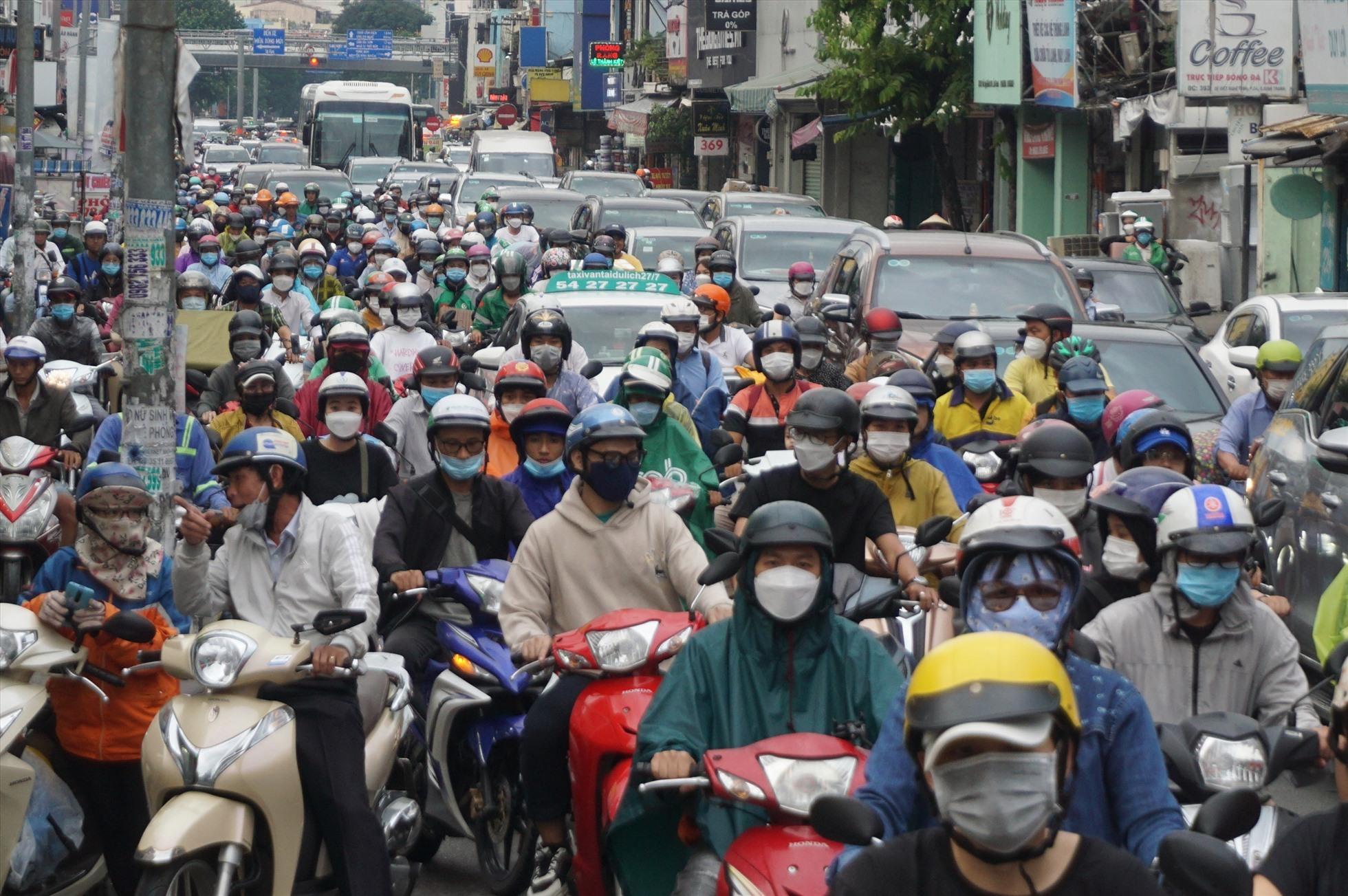 Phát sinh 6 điểm ùn tắc, TP Hồ Chí Minh gấp rút triển khai 2 đề án lớn