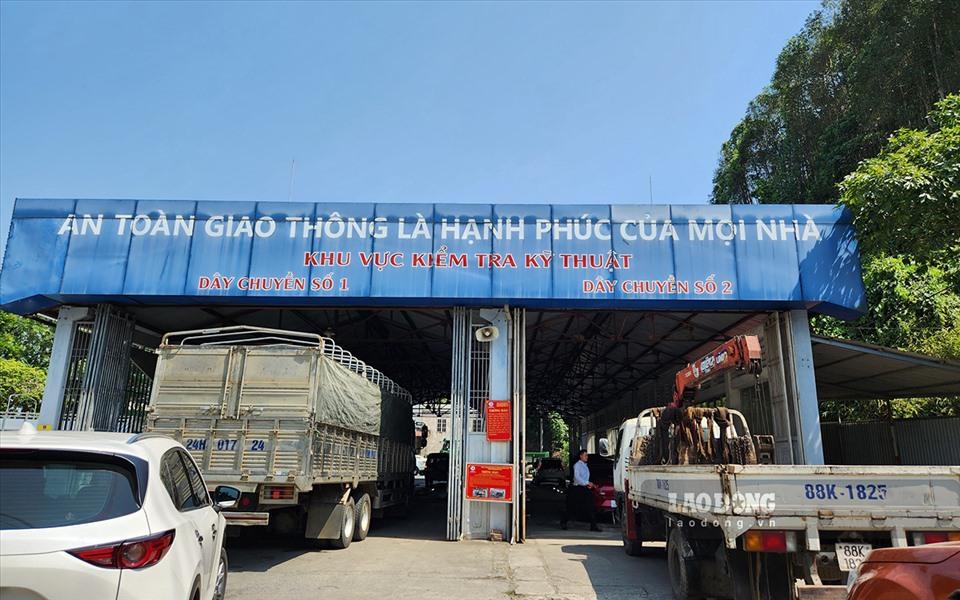 Đăng kiểm vùng Tây Bắc - Nơi đông nườm nượp, nơi vừa đủ chỉ tiêu