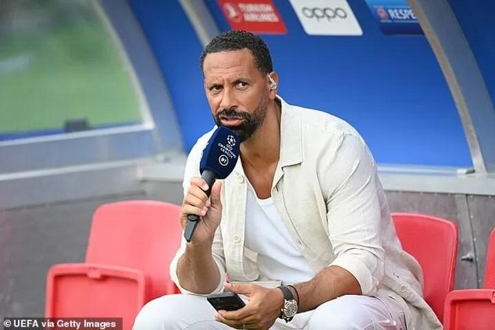 Rio Ferdinand tỏ ra thất vọng với cách Man United xử lí vấn đề. Ảnh: UEFA