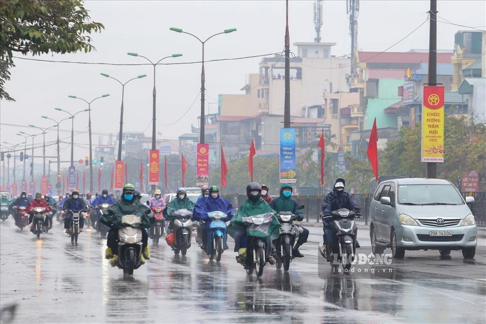 Dự báo thời tiết hôm nay 4.8: Mưa lớn vẫn tiếp diễn, đề phòng lốc sét