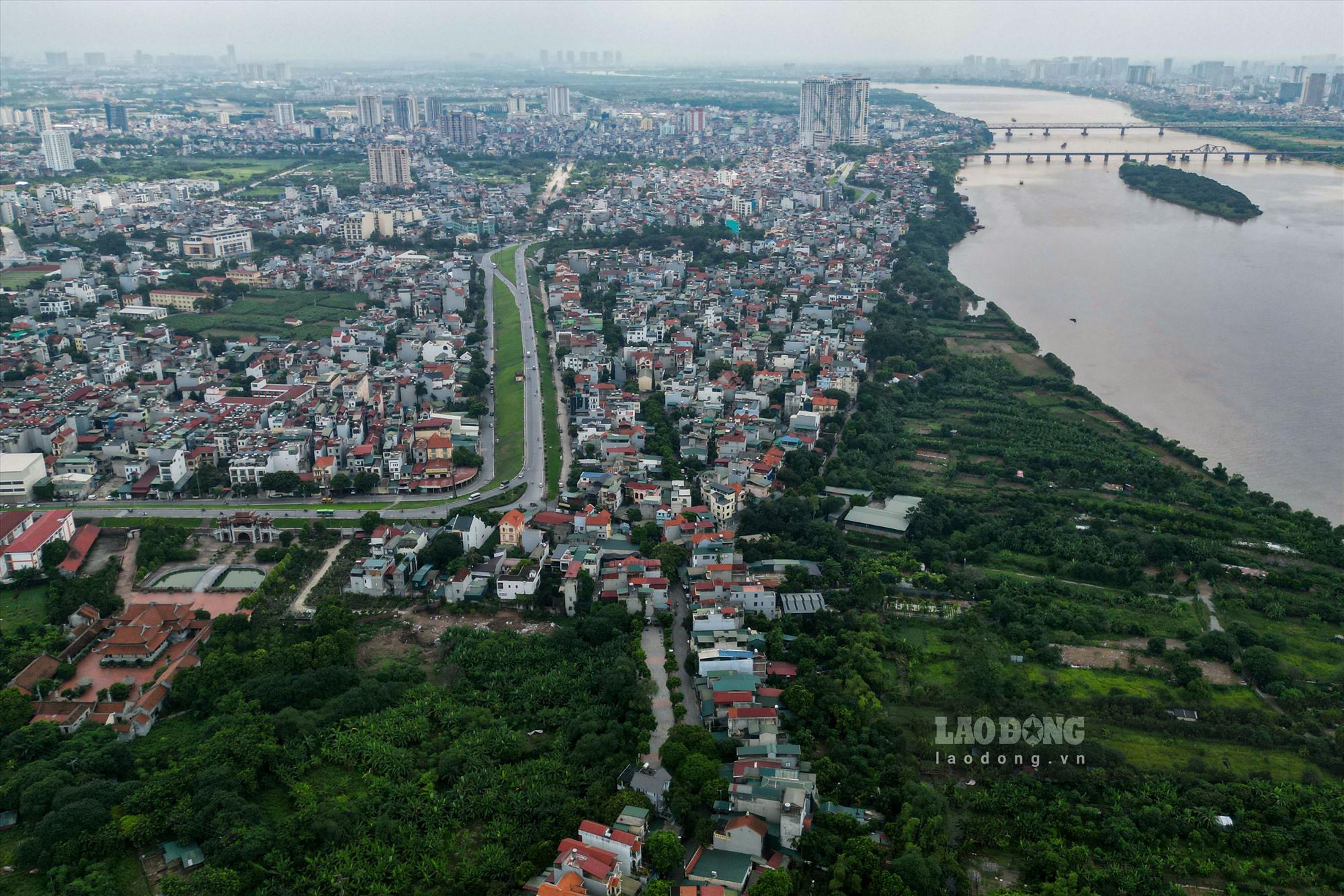 Hiện nay, các hộ dân này chủ yếu sống dựa vào nghề kinh doanh, buôn bán nhỏ lẻ, hay chỉ đơn thuần sống cảnh “gạo chợ, nước sông” và canh tác nông nghiệp. Do đó, nếu phải di dời, đa số người dân cho biết, họ mong muốn được sinh sống trên mảnh đất ông cha để lại. Bởi, cuộc sống qua nhiều thế hệ đã quen thuộc và không biết làm gì để kiếm kế sinh nhai nếu phải rời đi.