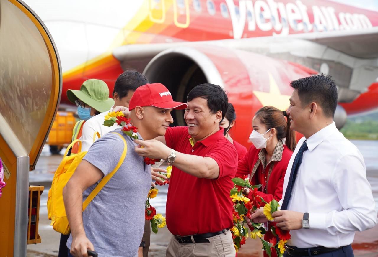 Báo cáo soát xét 6 tháng, Vietjet có lãi và tiếp tục phát triển đường bay quốc tế - Ảnh 1.