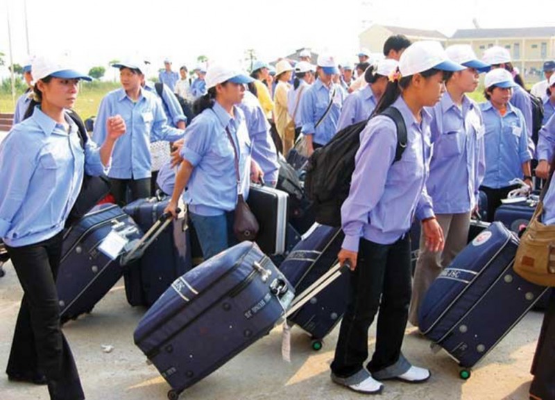 Chặn hành vi trục lợi từ hoạt động đưa người lao động đi làm việc ở nước ngoài