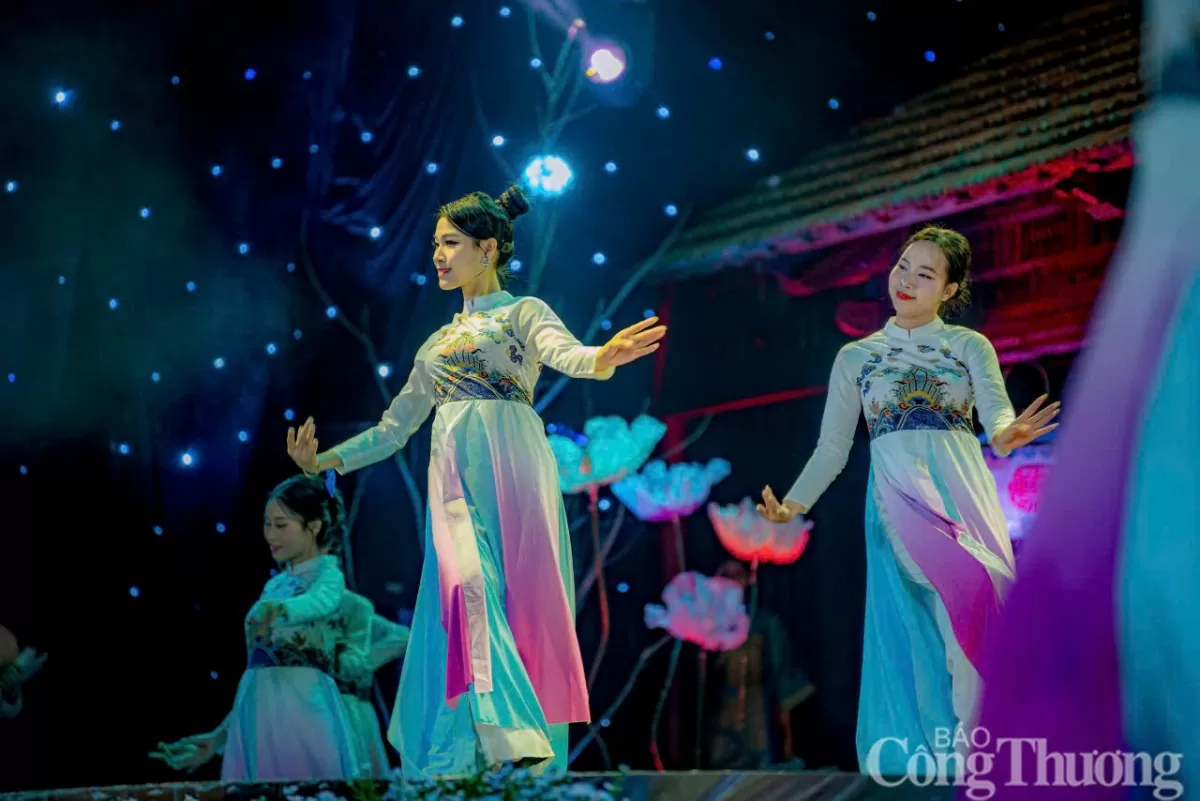 Thừa Thiên Huế: Rực rỡ đêm hội Áo dài Huế ‘‘Linh Phụng’’ Thừa Thiên Huế: Rực rỡ đêm hội Áo dài Huế ‘'Linh Phụng’’