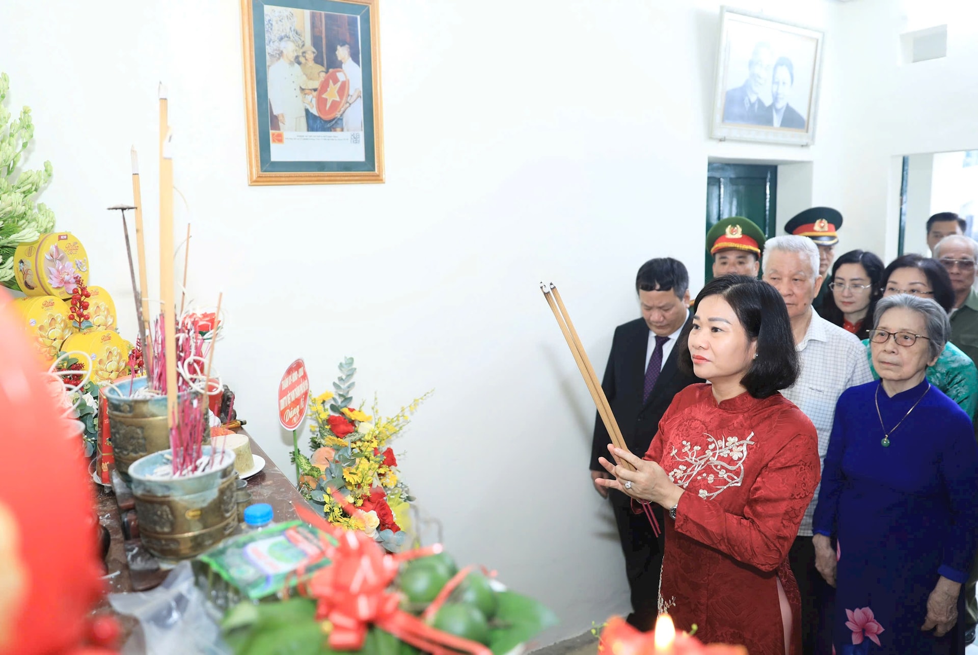 dh-t2-thap-huong-.jpg